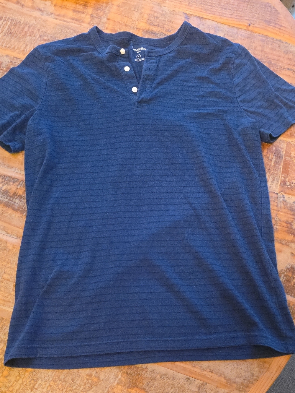 Goodfellow & Co Navy Blue Short-Sleeve Henley